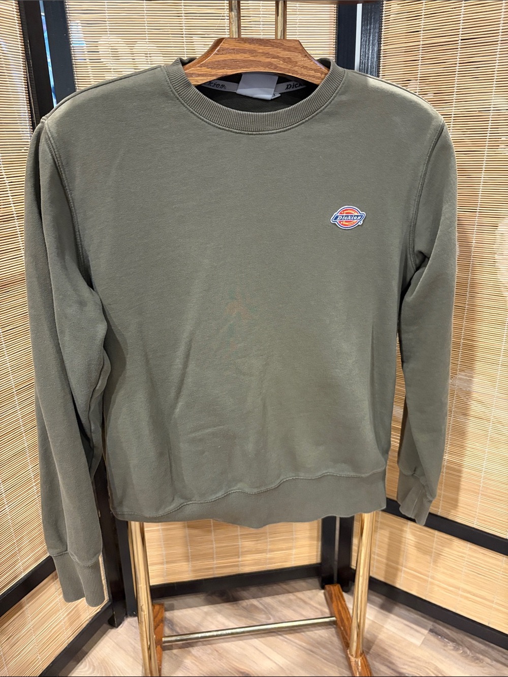 Dickies Men's Olive Green Crewneck Sweatshirt with Logo Patch